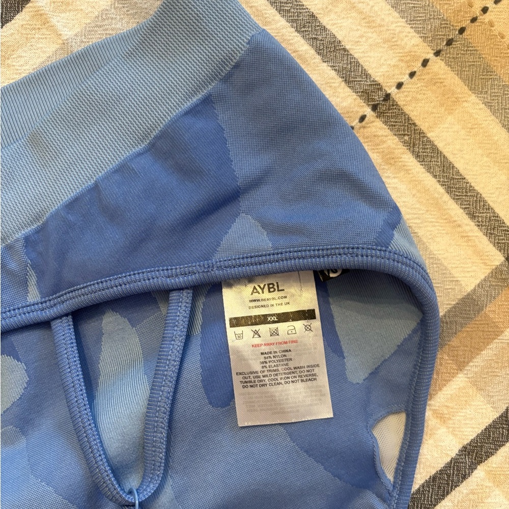 AYBL Sports Bra - Picture 3 of 4